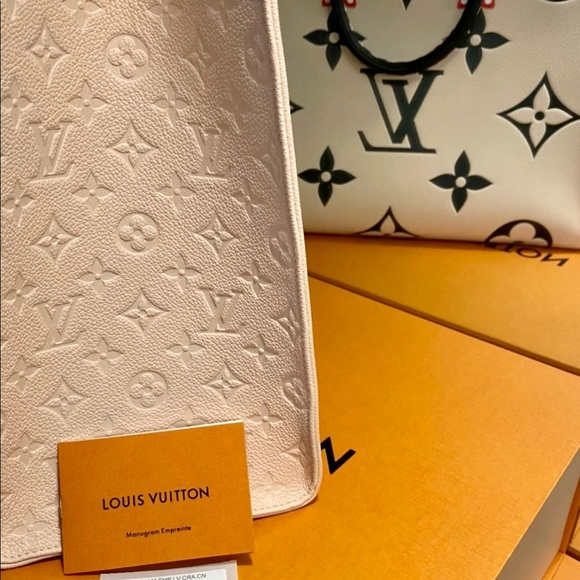 LV Crafty OnTheGo GM - Picture 2 of 6